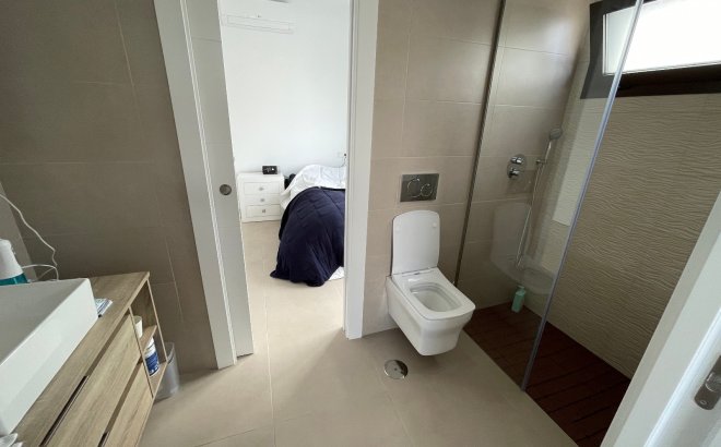 Resale - Villa -
Benijofar - Costa Blanca