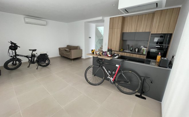 Resale - Villa -
Benijofar - Costa Blanca