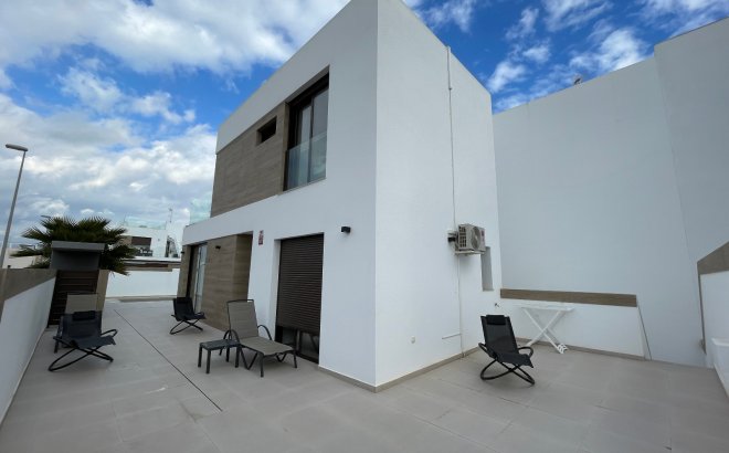 Resale - Villa -
Benijofar - Costa Blanca