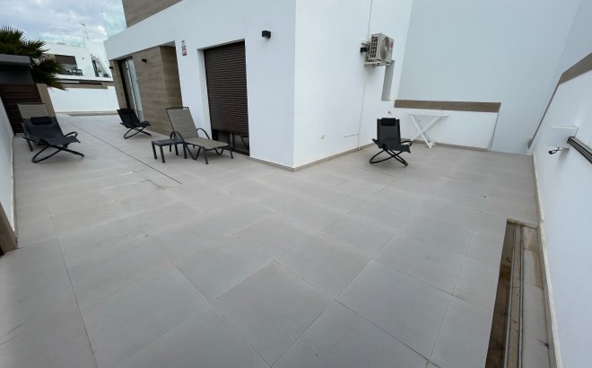 Resale - Villa -
Benijofar - Costa Blanca