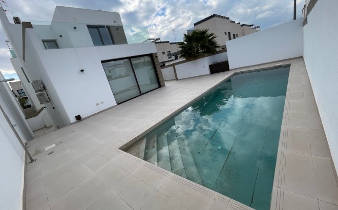 Resale - Villa -
Benijofar - Costa Blanca