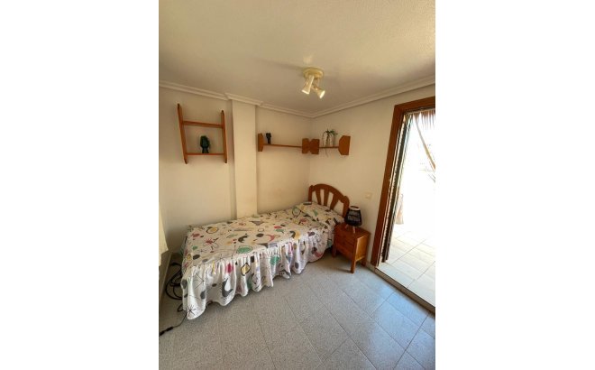 Resale - Bungalow -
La Mata - Costa Blanca