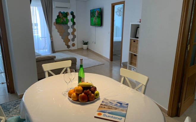 Resale - Apartment -
Torrevieja - Costa Blanca