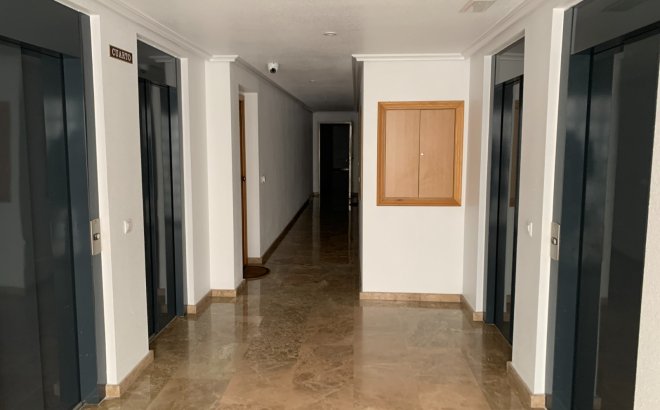 Resale - Apartment -
Torrevieja - Costa Blanca
