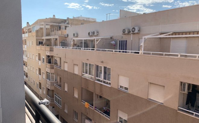 Resale - Apartment -
Torrevieja - Costa Blanca