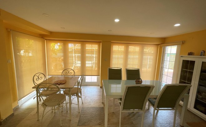 Resale - Villa -
Orihuela Costa - Costa Blanca