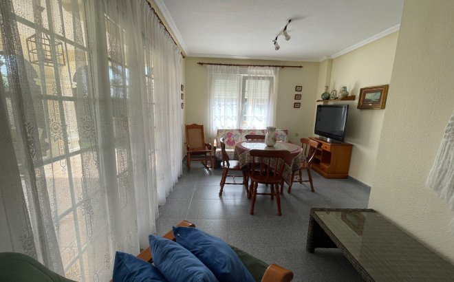 Resale - Villa -
Orihuela Costa - Costa Blanca