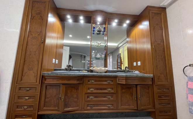 Resale - Villa -
Orihuela Costa - Costa Blanca