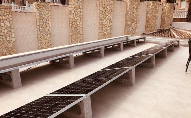 Herverkoop - Villa -
Rojales - Inland