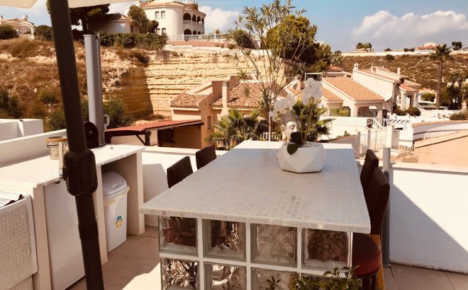 Herverkoop - Villa -
Rojales - Inland