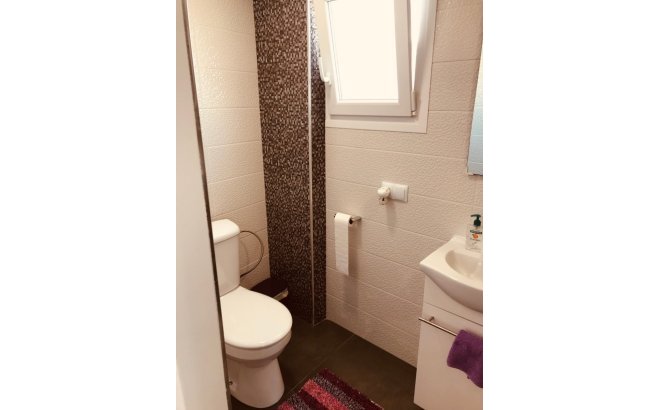 Herverkoop - Villa -
Rojales - Inland