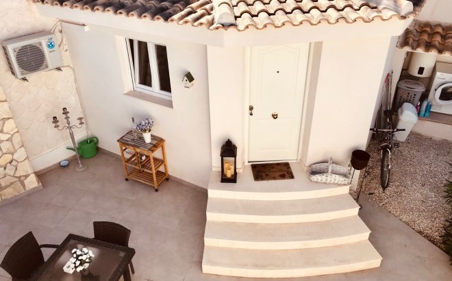 Herverkoop - Villa -
Rojales - Inland