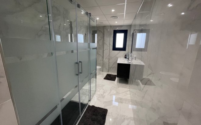 Resale - Villa -
La Mata - Costa Blanca