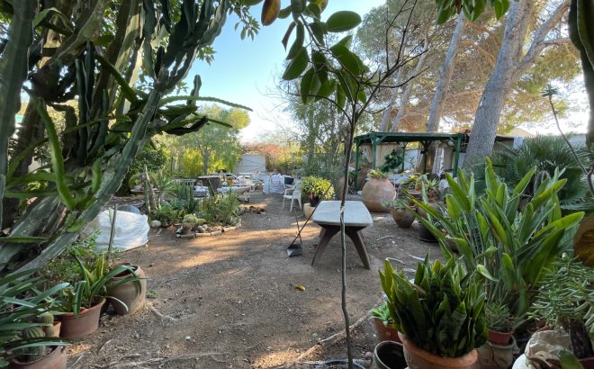 Resale - Villa -
Orihuela Costa - Costa Blanca