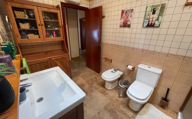 Revente - Villa -
San Miguel de Salinas - Inland