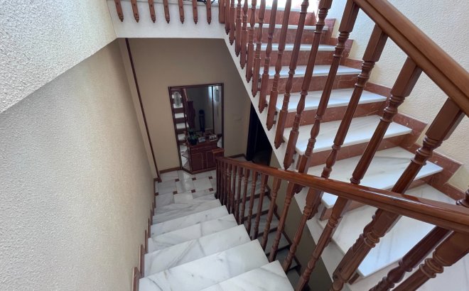 Revente - Villa -
San Miguel de Salinas - Inland