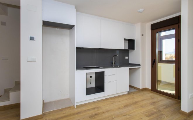 New Build - Top Floor Bungalow -
Hondón de las Nieves - El Salero