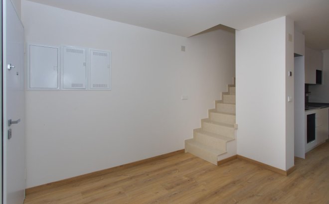 New Build - Top Floor Bungalow -
Hondón de las Nieves - El Salero