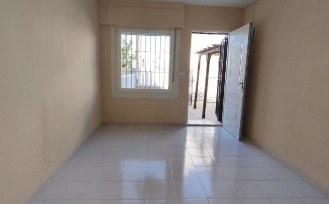Resale - Town House -
Torrevieja - Los Balcones