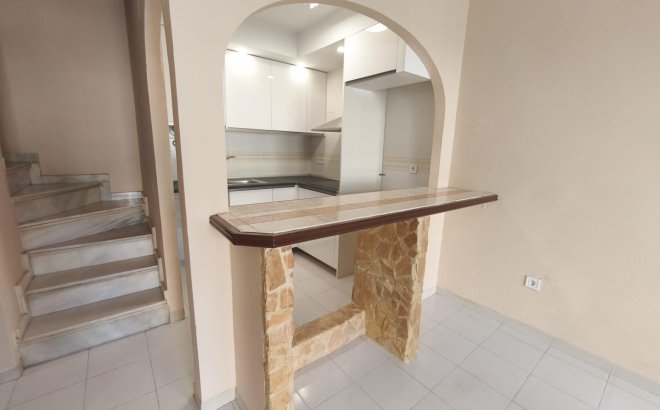 Resale - Town House -
Torrevieja - Los Balcones