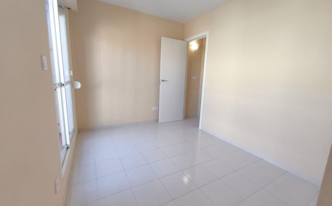 Resale - Town House -
Torrevieja - Los Balcones