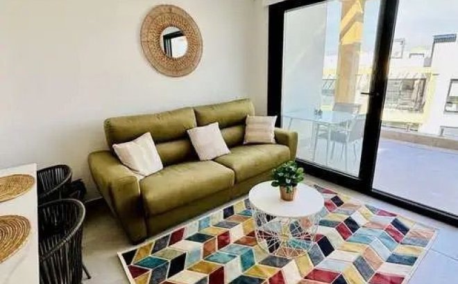 Resale - Apartment -
Las Filipinas - Inland