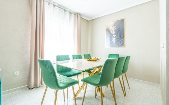 Resale - Town House -
Torrevieja - Los Balcones - Los Altos del Edén