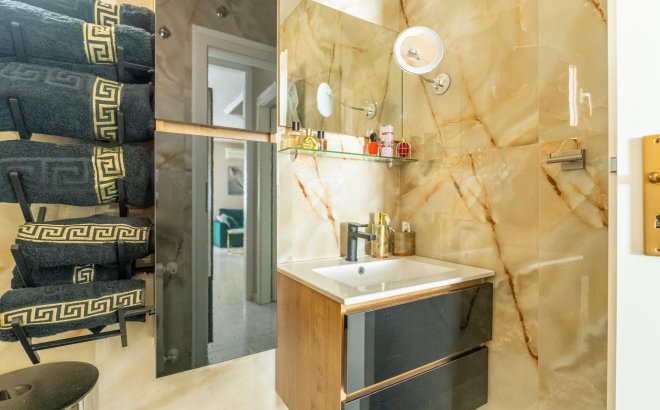 Resale - Town House -
Torrevieja - Los Balcones - Los Altos del Edén