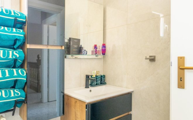 Resale - Town House -
Torrevieja - Los Balcones - Los Altos del Edén