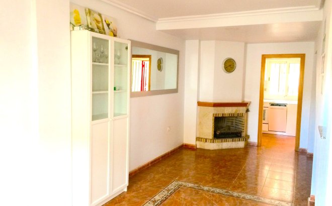 Resale - Town House -
Playa Flamenca - Costa Blanca