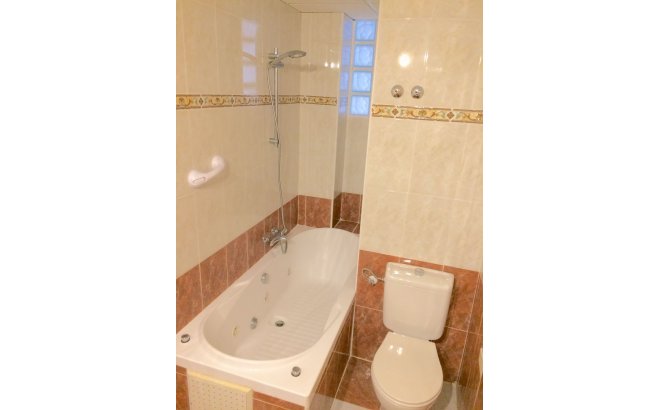 Resale - Town House -
Playa Flamenca - Costa Blanca