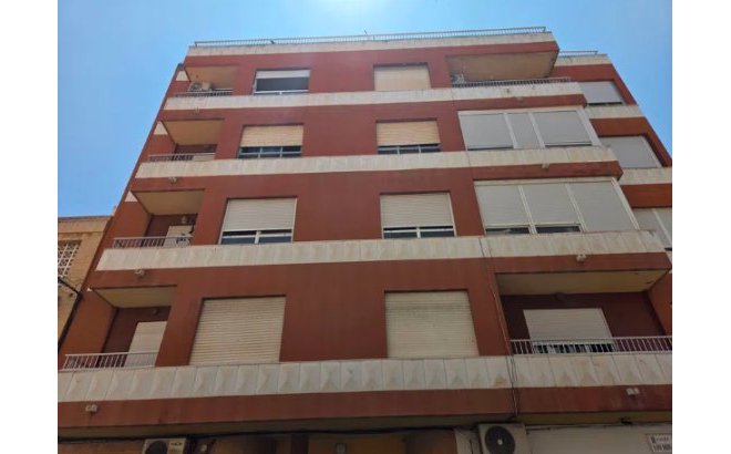 Herverkoop - Appartement -
Torrevieja - Costa Blanca