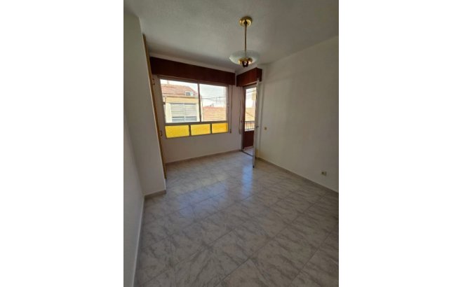 Herverkoop - Appartement -
Torrevieja - Costa Blanca