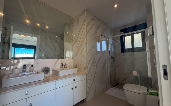 Herverkoop - Villa -
San Miguel de Salinas - Bellavista