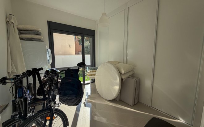 Herverkoop - Villa -
San Miguel de Salinas - Bellavista