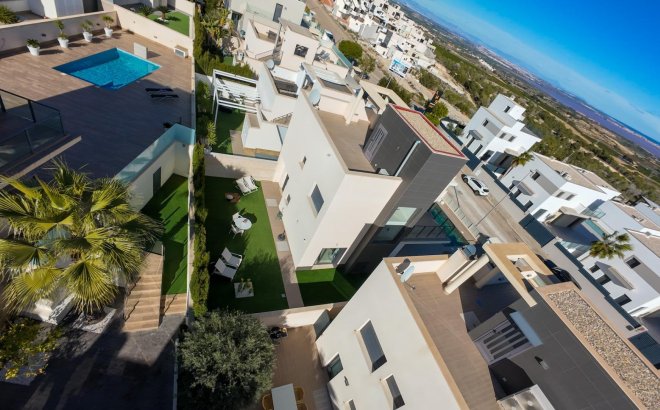 Herverkoop - Villa -
San Miguel de Salinas - Bellavista