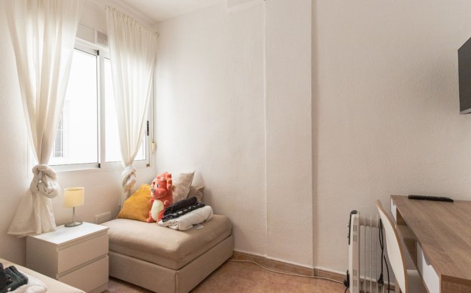 Resale - Apartment -
Torrevieja - Costa Blanca