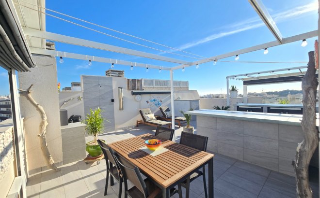 Resale - Apartment -
Orihuela Costa - Costa Blanca