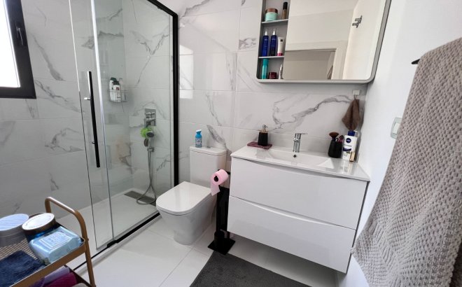 Resale - Apartment -
San Miguel de Salinas - Inland