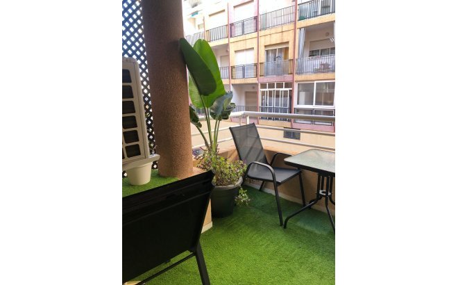 Herverkoop - Appartement -
Torrevieja