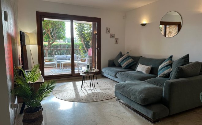 Resale - Apartment -
Punta Prima - Costa Blanca