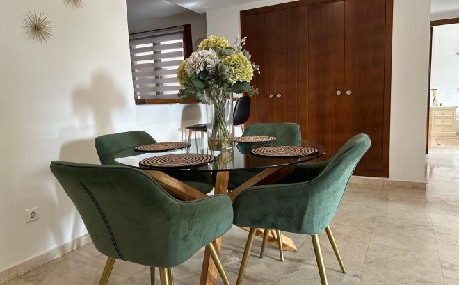 Resale - Apartment -
Punta Prima - Costa Blanca