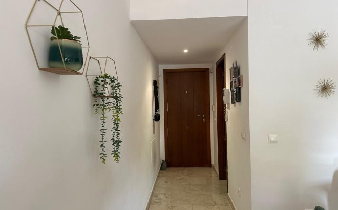 Resale - Apartment -
Punta Prima - Costa Blanca