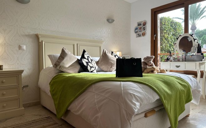 Resale - Apartment -
Punta Prima - Costa Blanca