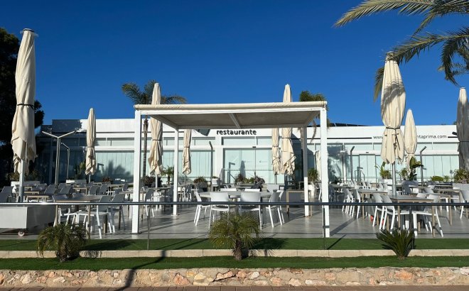 Resale - Apartment -
Punta Prima - Costa Blanca