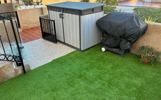 Resale - Apartment -
Punta Prima - Costa Blanca