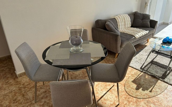 Resale - Apartment -
Punta Prima - Costa Blanca