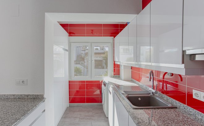 Resale - Villa -
Orihuela Costa - Costa Blanca