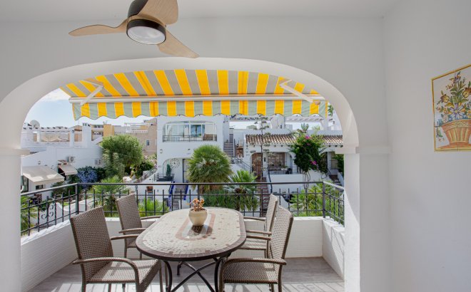 Resale - Villa -
Orihuela Costa - Costa Blanca