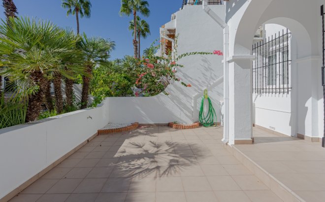 Resale - Villa -
Orihuela Costa - Costa Blanca